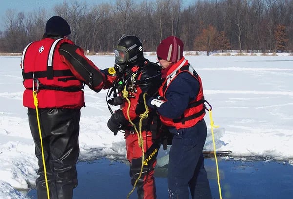 Why the ERD Tender Might Be the Most Underrated Role in Public Safety Diving Cover